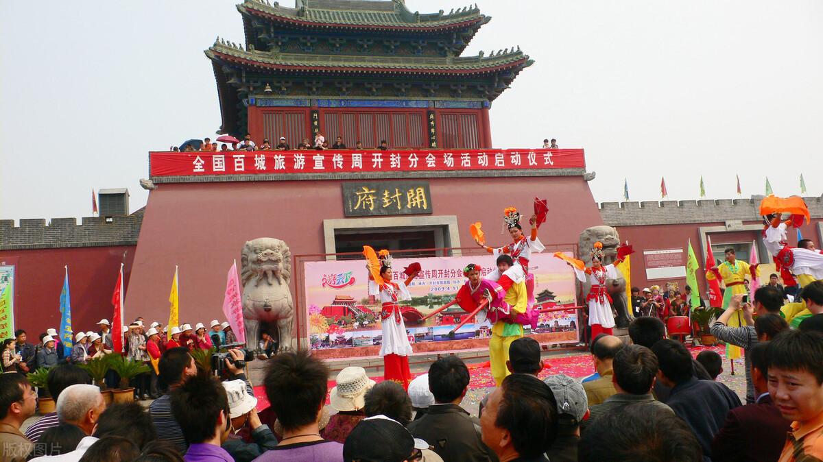 最新四言祭文大全，深情緬懷，致敬逝者